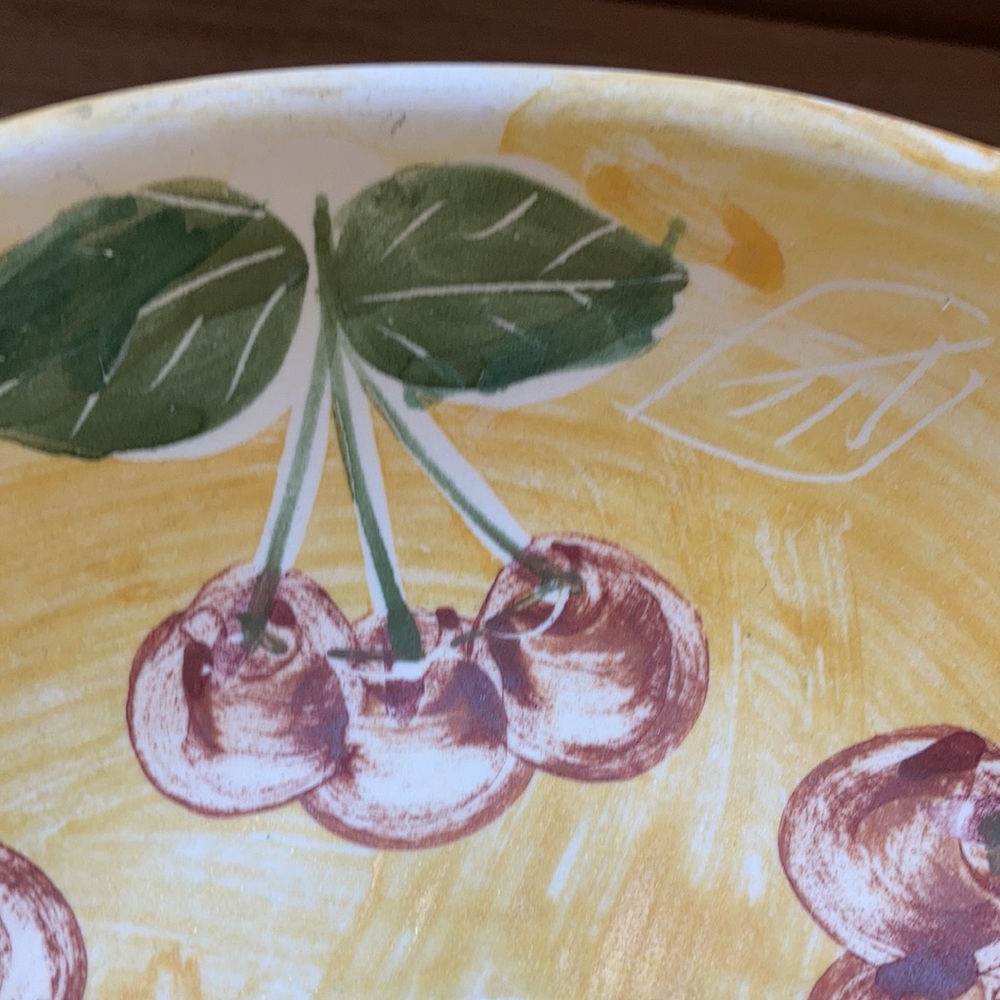 Pottery Barn vintage ceramic bowl made in Mexico - Picture 4 of 11